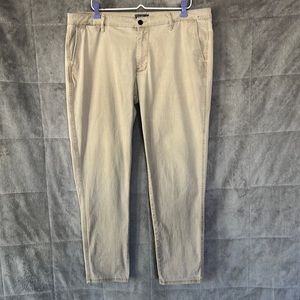 A&F Mens Tan Khaki. Cotton Blend. These fit closer to a 36-38.